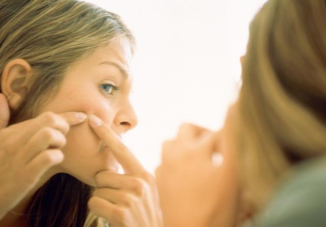 女性睡前適量補充維E，有很多好處