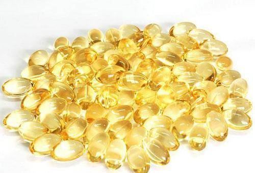  睡前1粒維E，皮膚會獲得3個好處，堅持使用